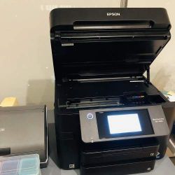 Like New 2-tray Epson Workforce 4833 Printer Touchscreen And Ink