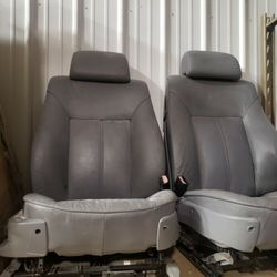MERCEDES LEATHER SEATS