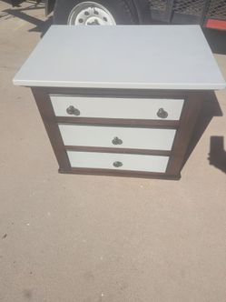 Night stand