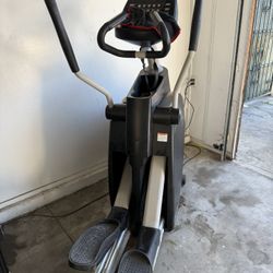 Diamondback Elliptical 