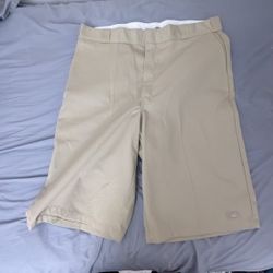 Size 40 Dickies Loose Fit Shorts/15 Inseam(Read Description)