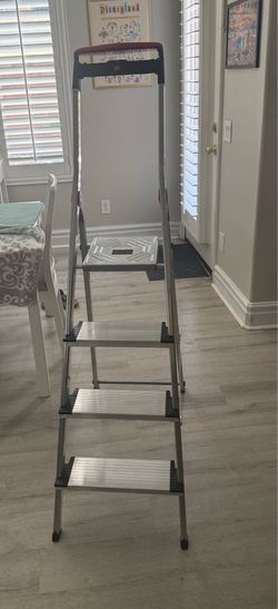 Hailo Step Ladder