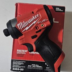 Milwaukee
M12 FUEL 12V Lithium-Ion Brushless Cordless 1/4 in. Hex Impact Driver (Tool-Only)