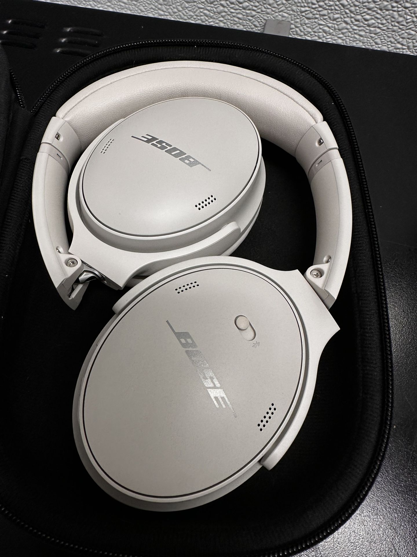 Wireless Bose Headphones