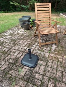 Teak patio table and four chairs