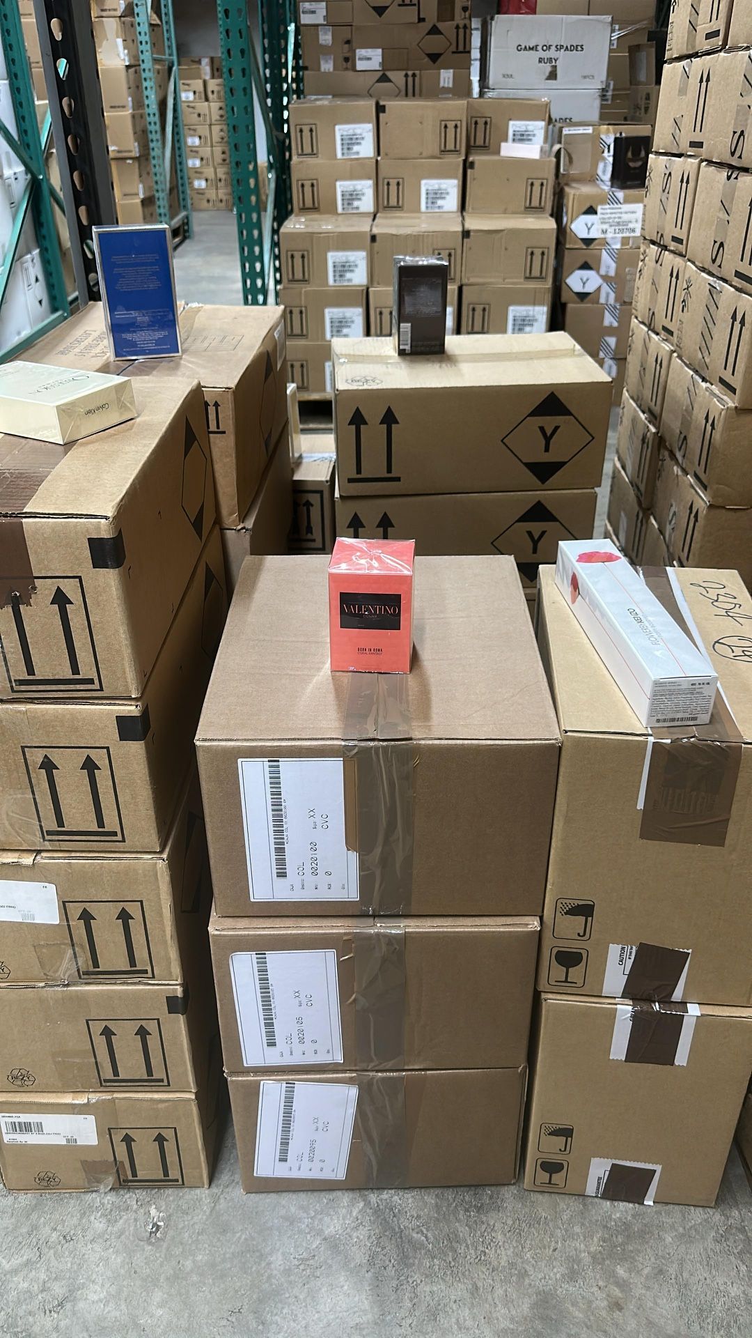 Perfume Wholesale / Retail