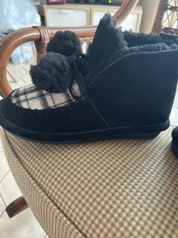 Genuine bear paw boots