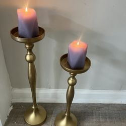 2 Piece Floor Candle Holder Comes With Diamond Candles 