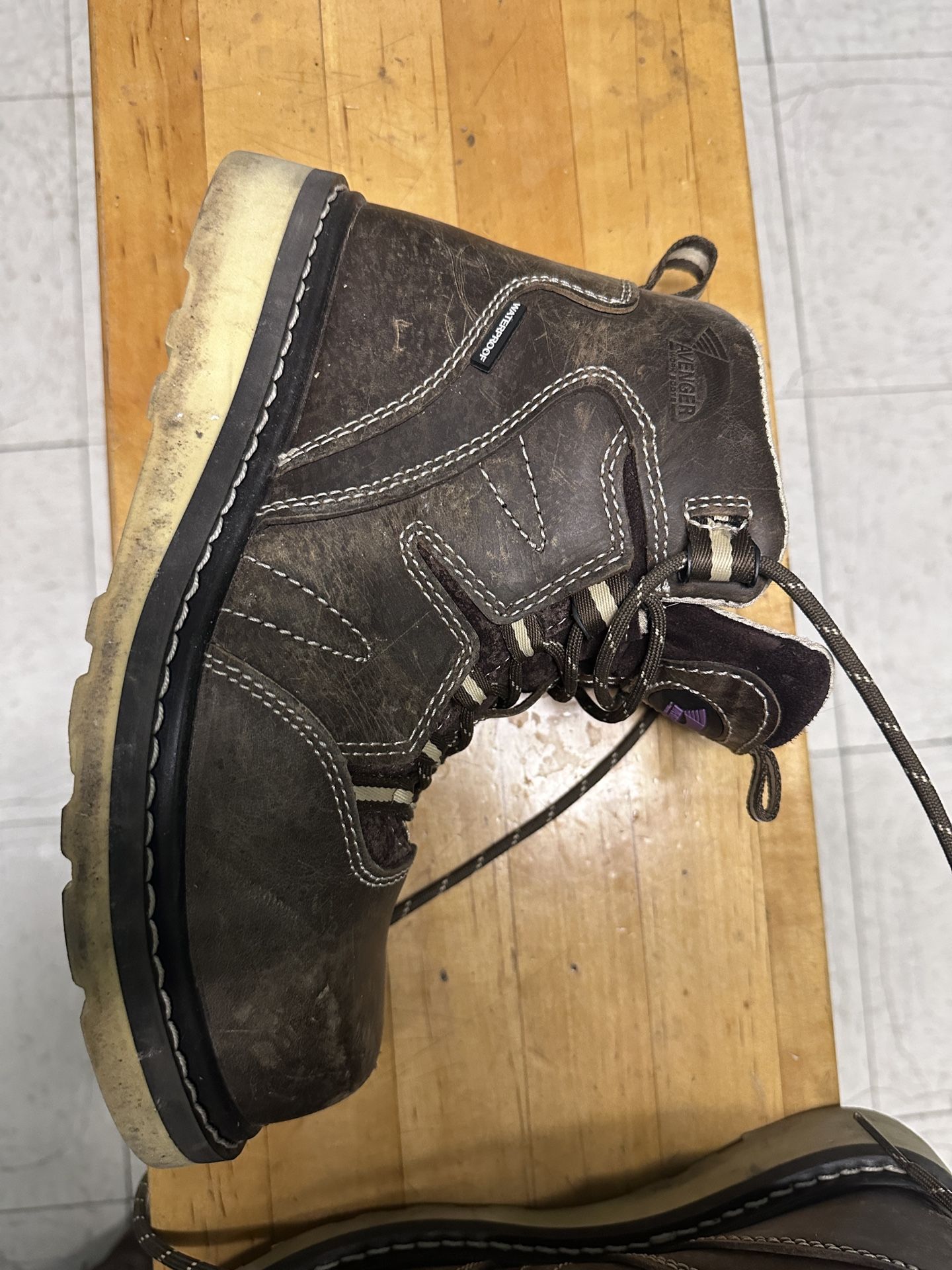 Women’s Avenger Work Boot