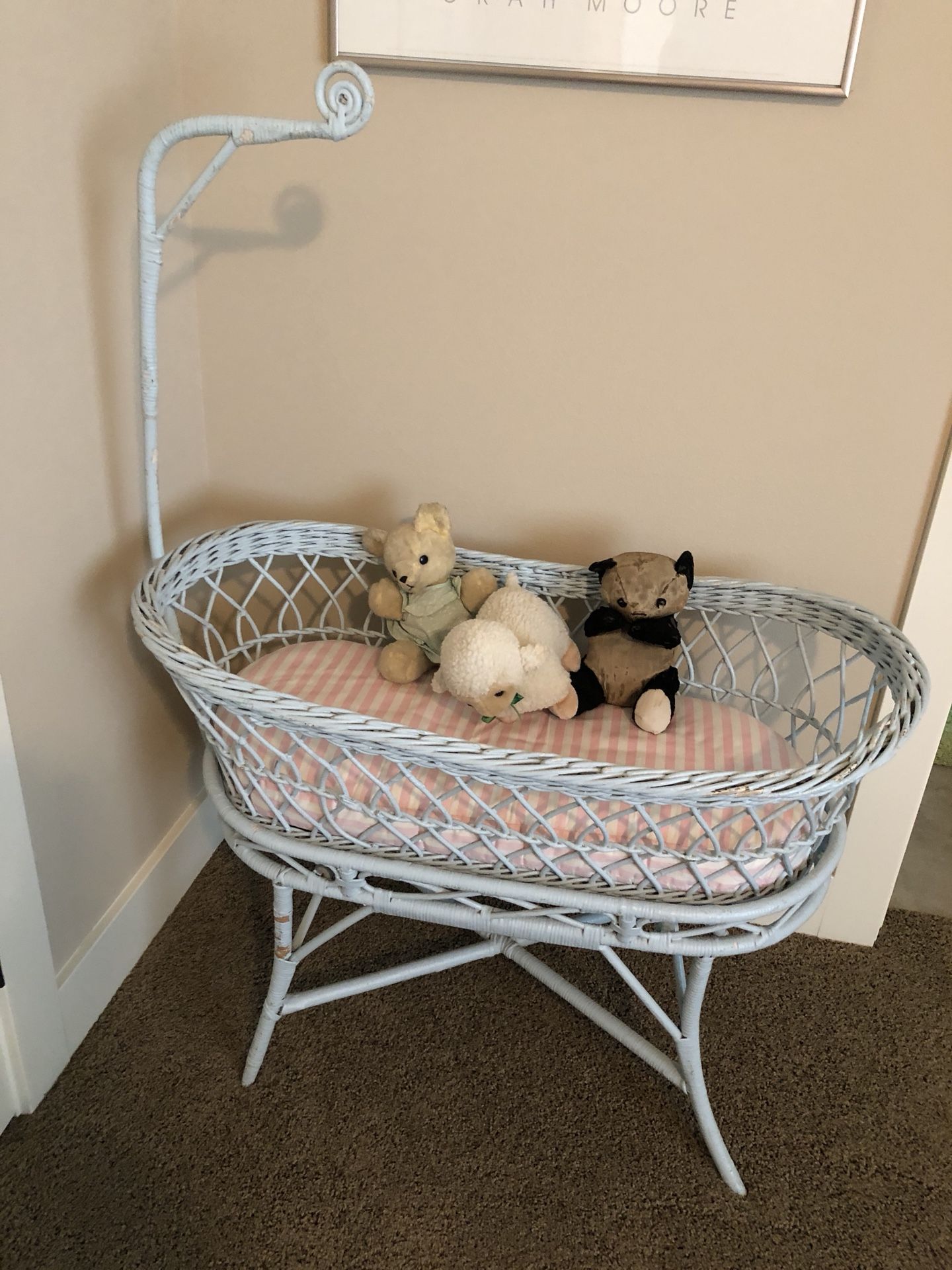 Sky BLUE Antique WICKER Bassinet Wedding Baby Doll Shower Gift Display