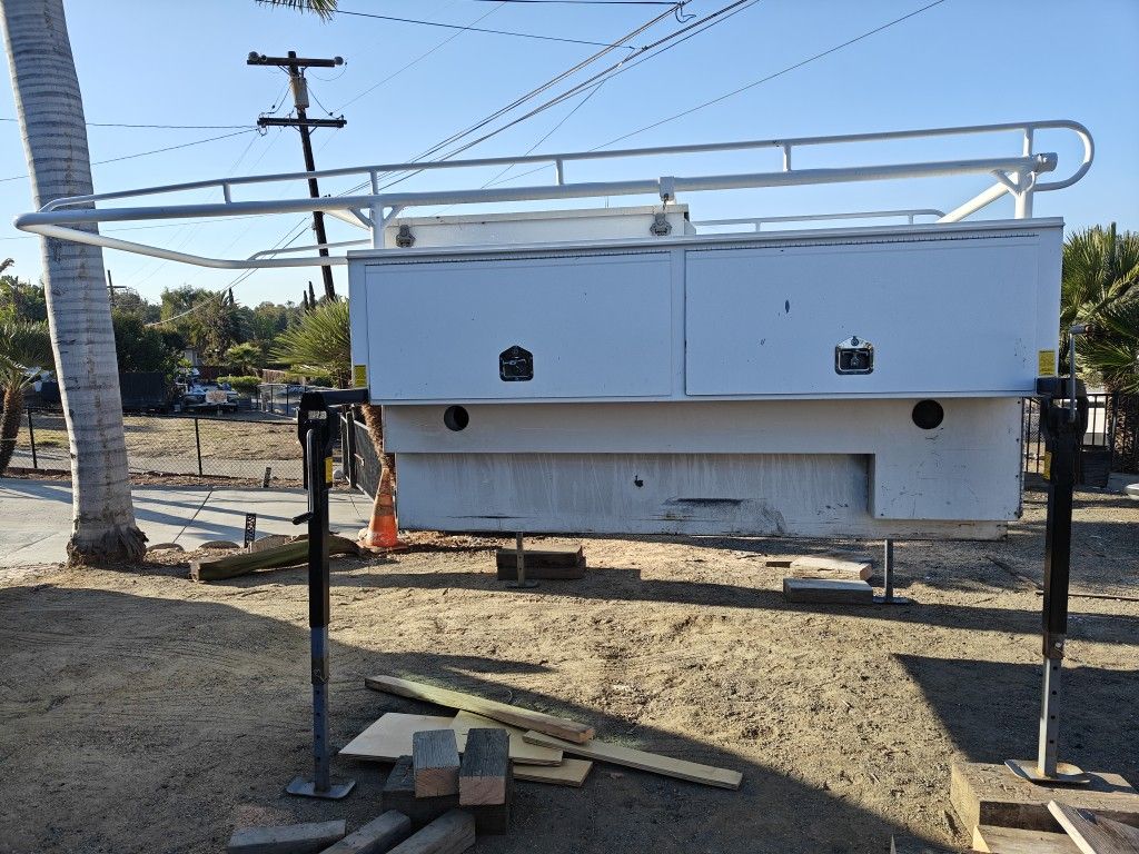 Load and Go 8' Truck Slide On tool box Body for long Bed with lumber Rack (goes Into Your Truck Bed) No Modifications
