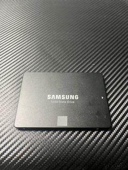 Samsung 2.5" Solid State Drive SSD 500gb AS-IS