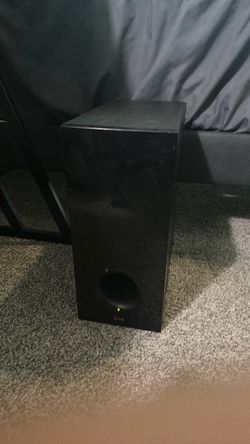 Sound bar speaker with sub woofer