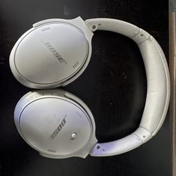 Bose Quiet Comfort Headphones 