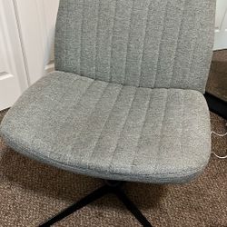 Wide  Desk Chair