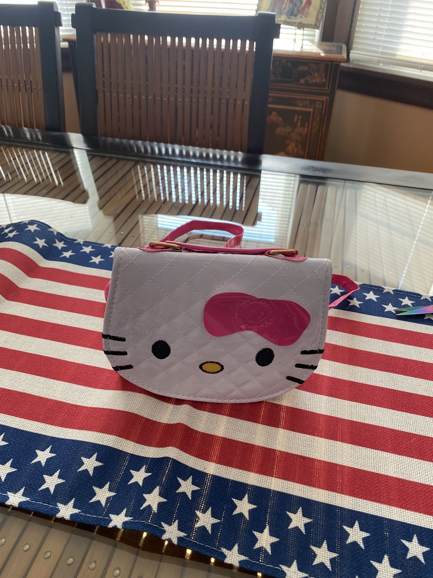HELLO KITTY PURSE
