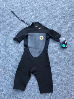 Body Glove wetsuit - NEW - size Youth 14