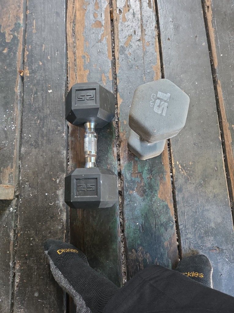 15 lbs And 25 Lbs Hex Dumbells
