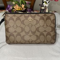 Coach Double Zipper Wristlet Wallet
