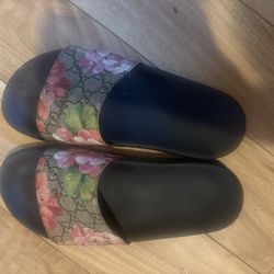 Gucci Slide Size 9