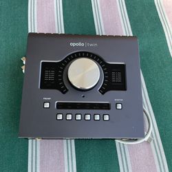 PRICE DROP Apollo twin mkII Quad core (thunderbolt)