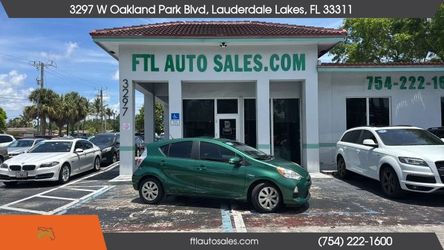 2014 Toyota Prius c
