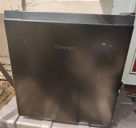 Hisense 1.6 Cu ft Single Door Mini Fridge,  Black, Energy Star