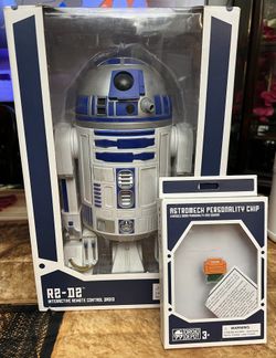 R2-D2 Interactive Remote Droid With Personality Chip