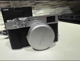 Fujifilm X100VI Digital Camera