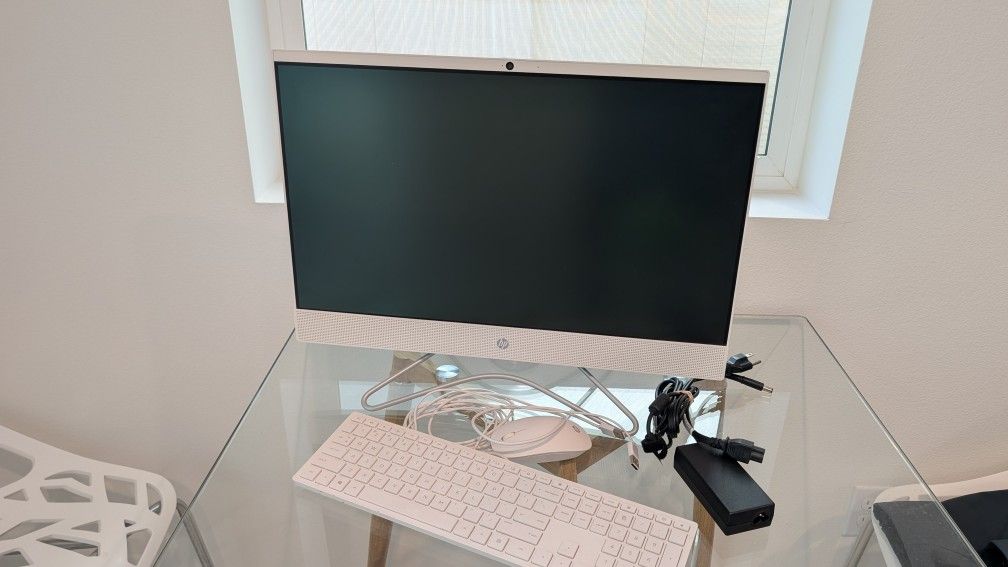 HP 24" touch Screen All In One Desktop PC Computer