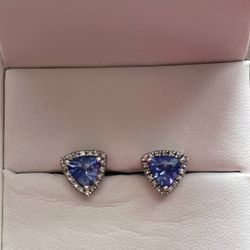 Effy Tanzanite 14 k Earrings 