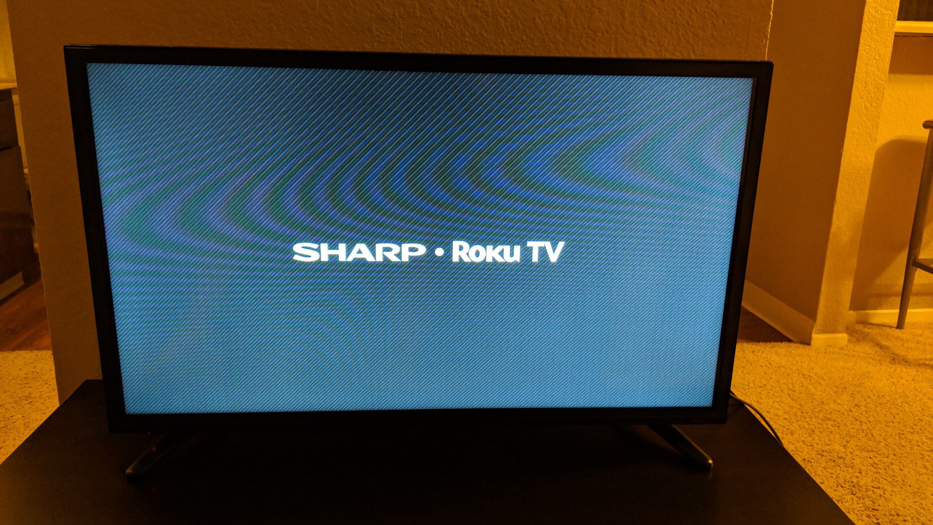 Smart TV Sharp Roku 32"