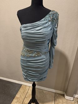 Tony Bowls blue beaded one shoulder dress Size 8 #prom #eveningwear Elegant short beaded one shoulder dress in excellent condition