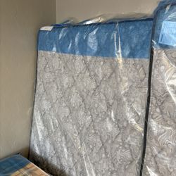 Brand new mattresses 30–70% off retail