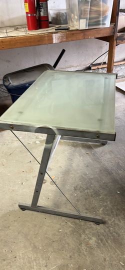 Free Glass top desk