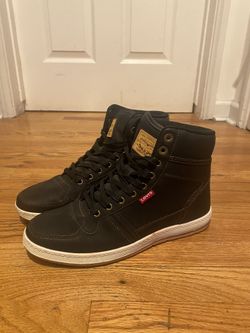Levi boots 