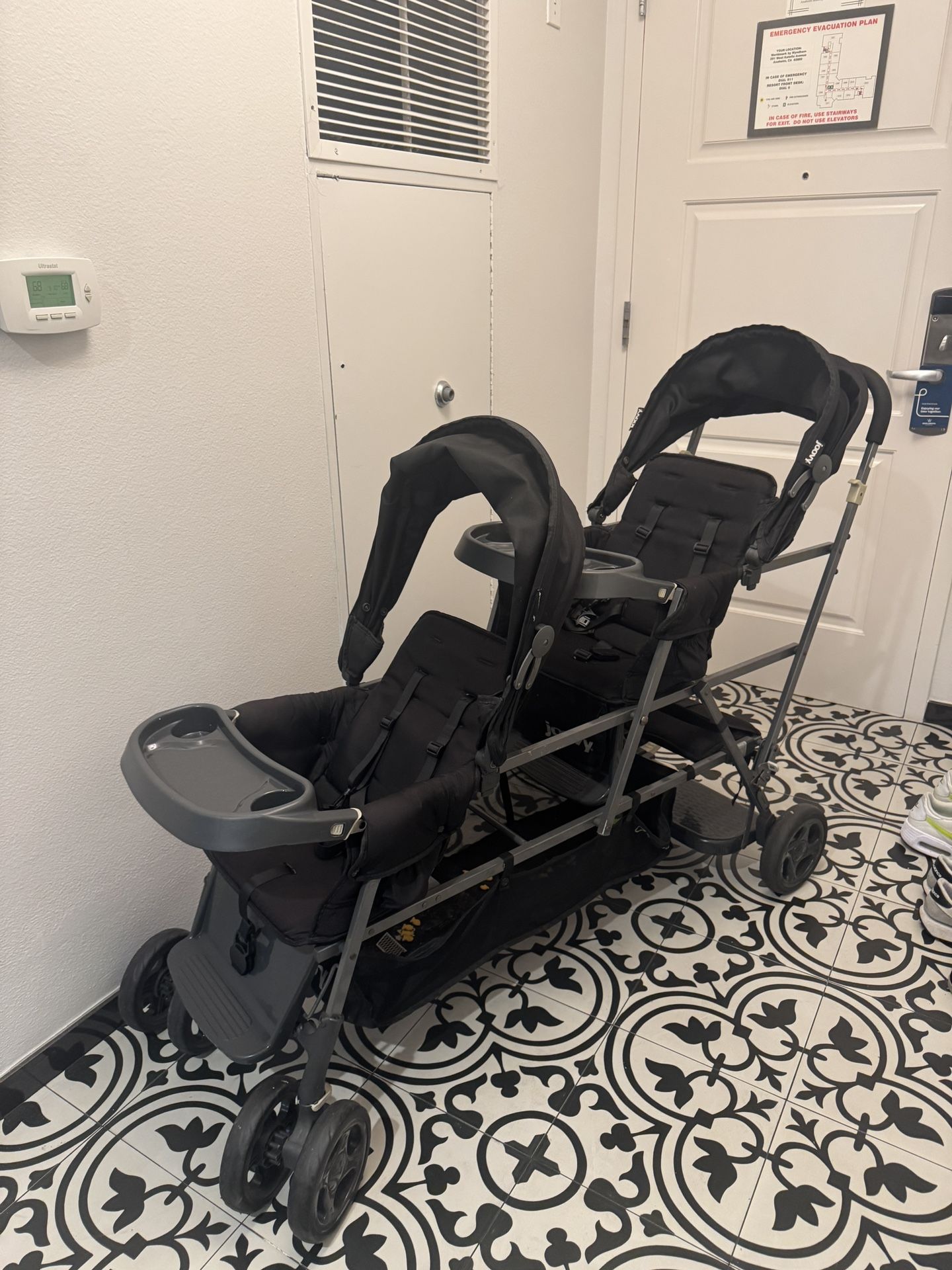 Joovy 3-Child Stroller Perfect For Disney