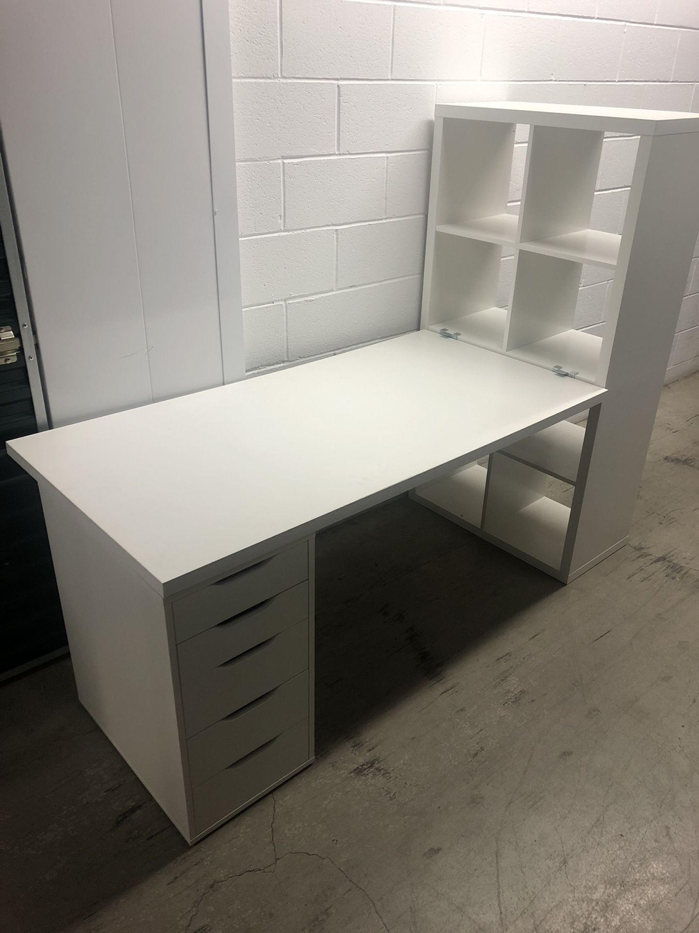 Ikea Desk/ Cube Shelf