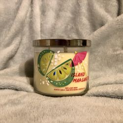 NWT Island Margarita 3-Wick Candle