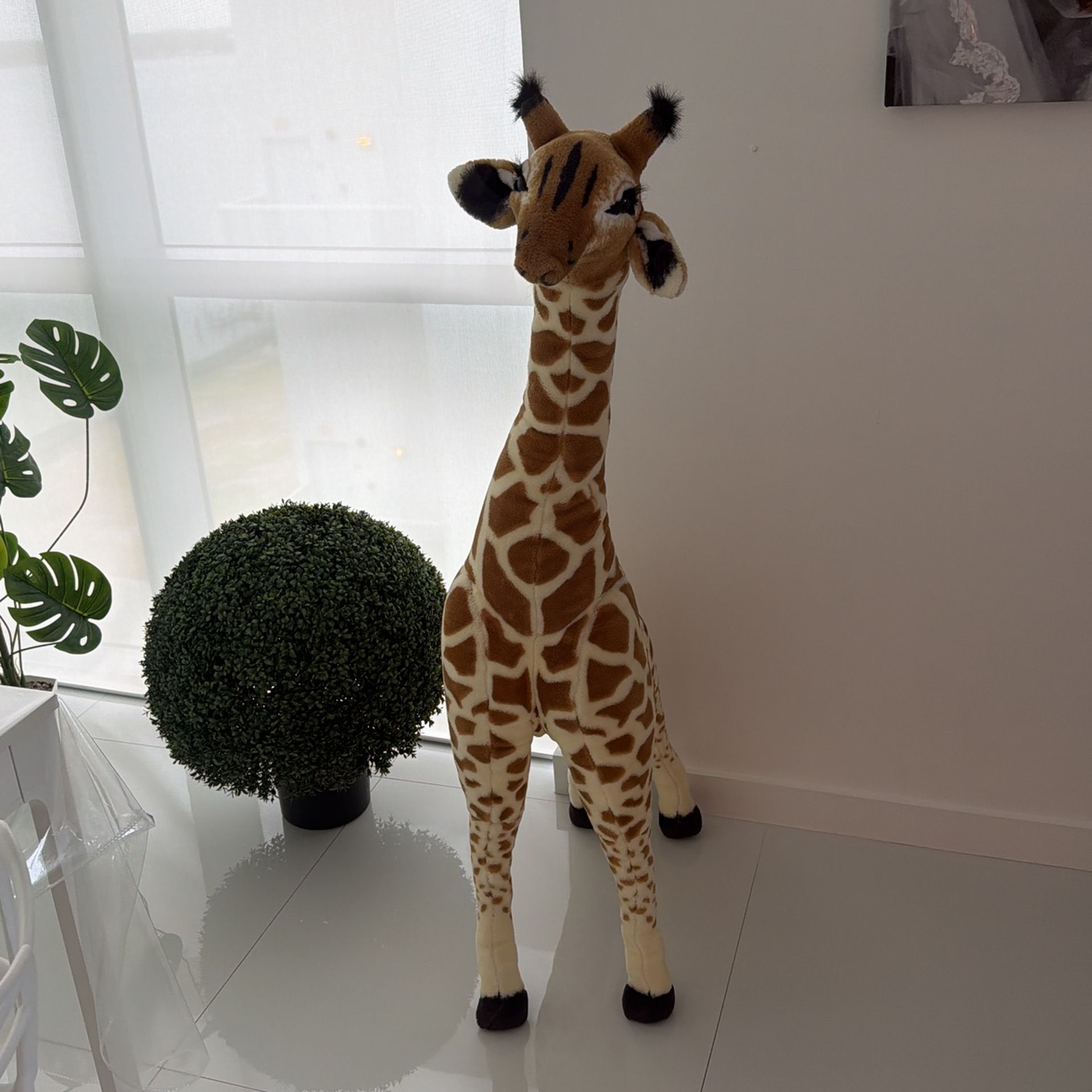 Big giraffe plush
