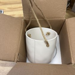 Tjmaxx Ceramic Hanging Planter - New In Box 