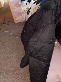 Large Micheal Kors Women Puffer