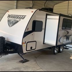 2018 Winnebago Micro Minnie
