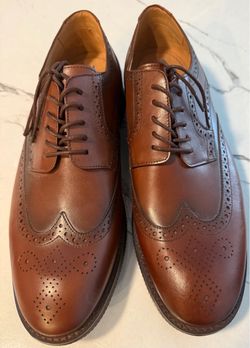 Dress shoes