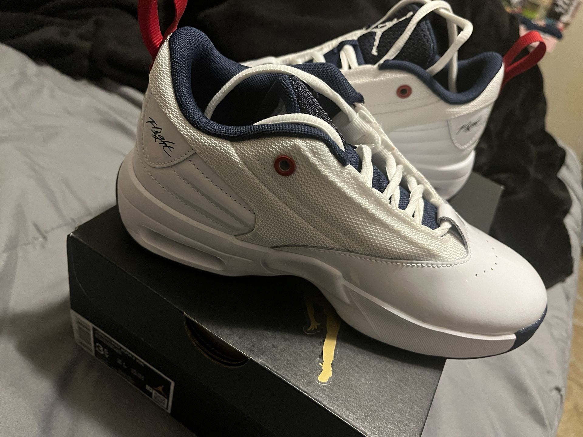 Brand New Jordan Max Aura - Main Image