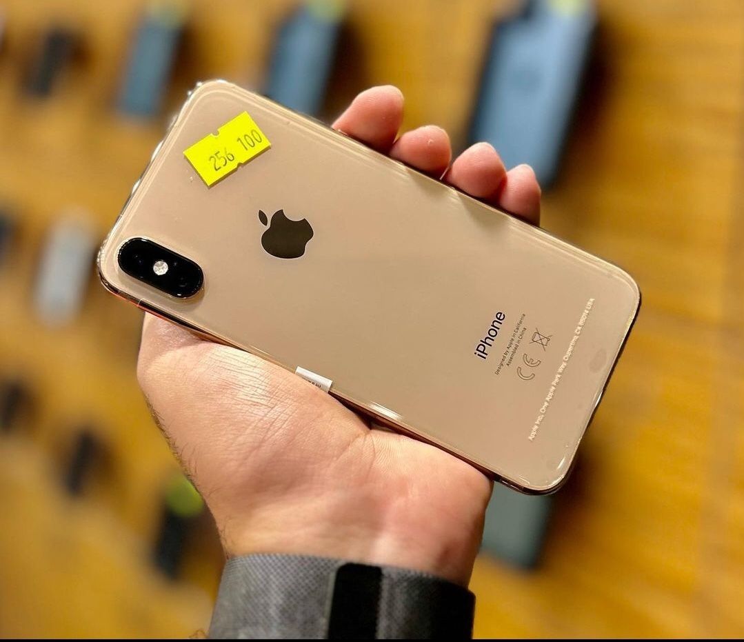iPhone X Unlocked With Warranty