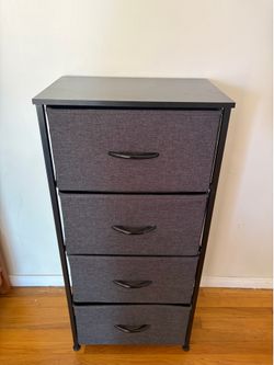 Dresser with 4 Drawers