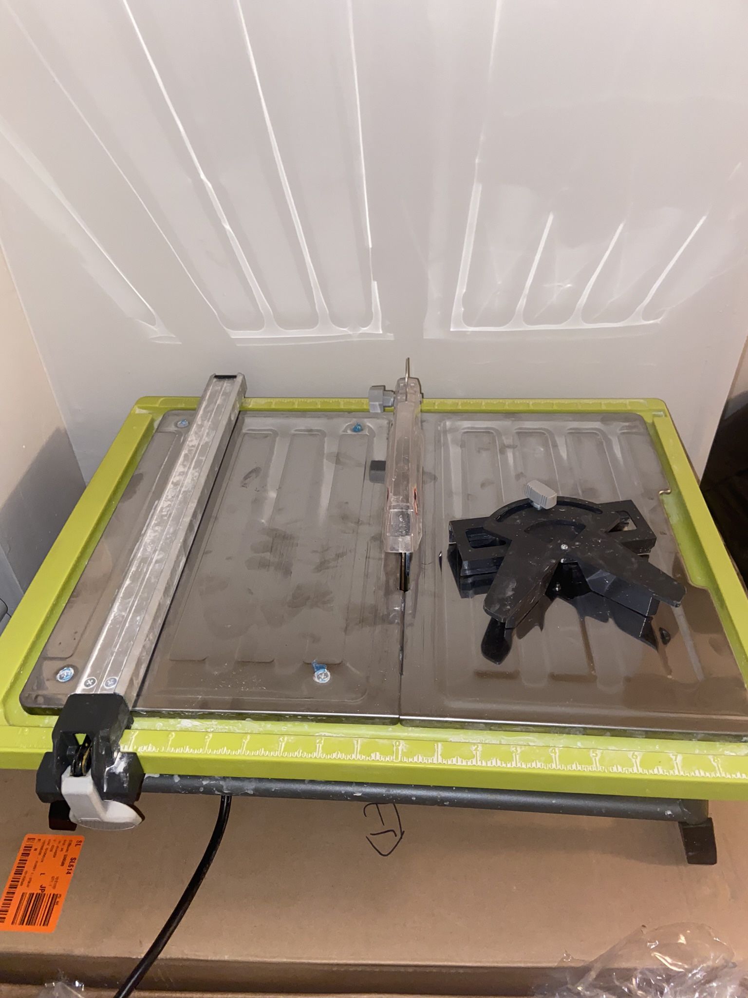 RYOBI Wet Tile Saw