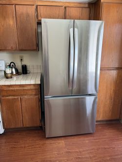 LG Fridge exactly 2 yrs old