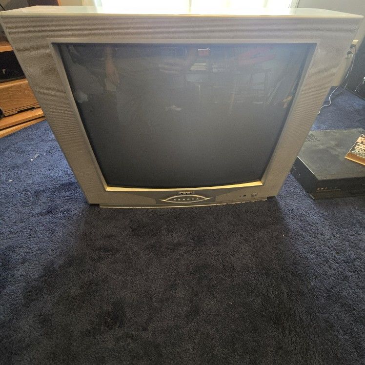 CRT Tv